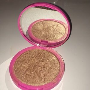 Jeffrey Star highlighter King Tut
